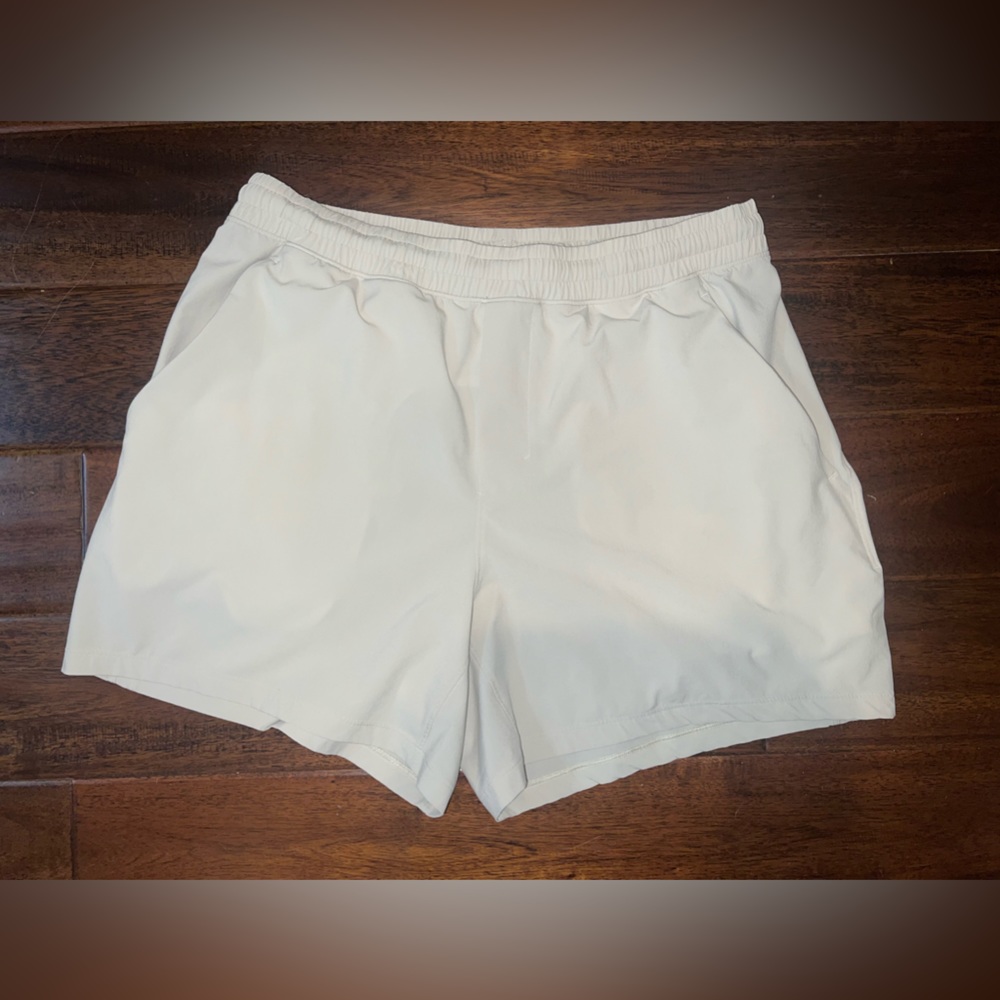 Lululemon Pace breaker linerless short 5in